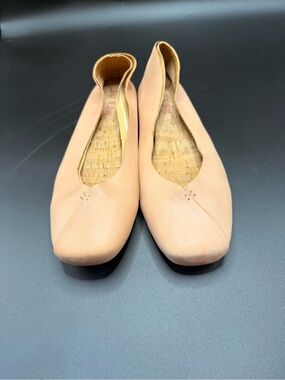 KORKS Nude Leather Ballet Flats SZ. 8